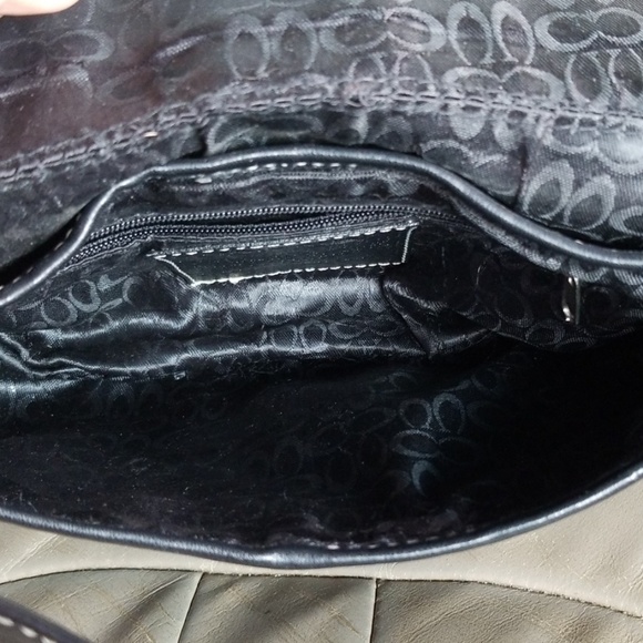 Coach hand bag - Picture 3 of 4